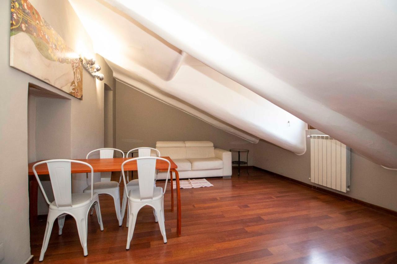 San Salvario Apt With Balcony Торино Екстериор снимка