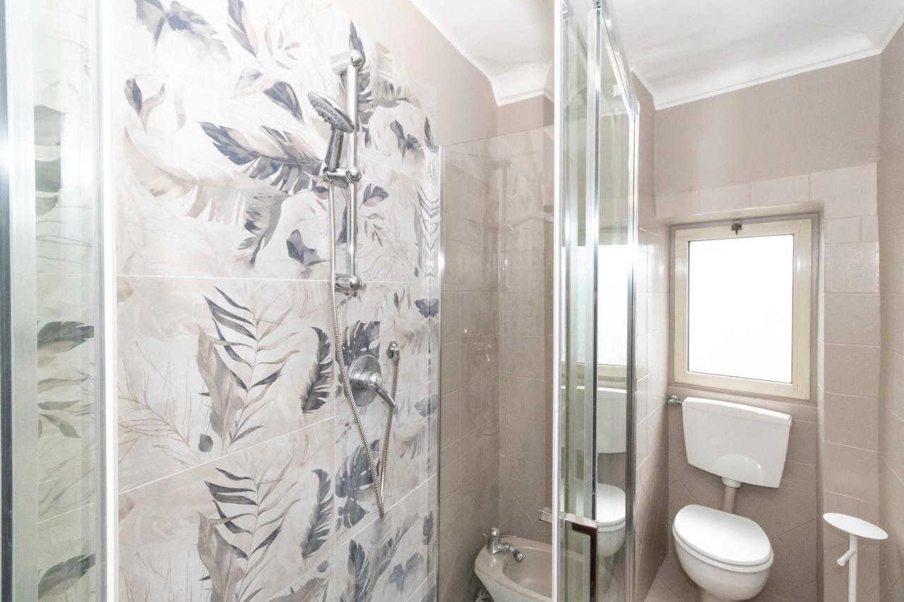 San Salvario Apt With Balcony Торино Екстериор снимка