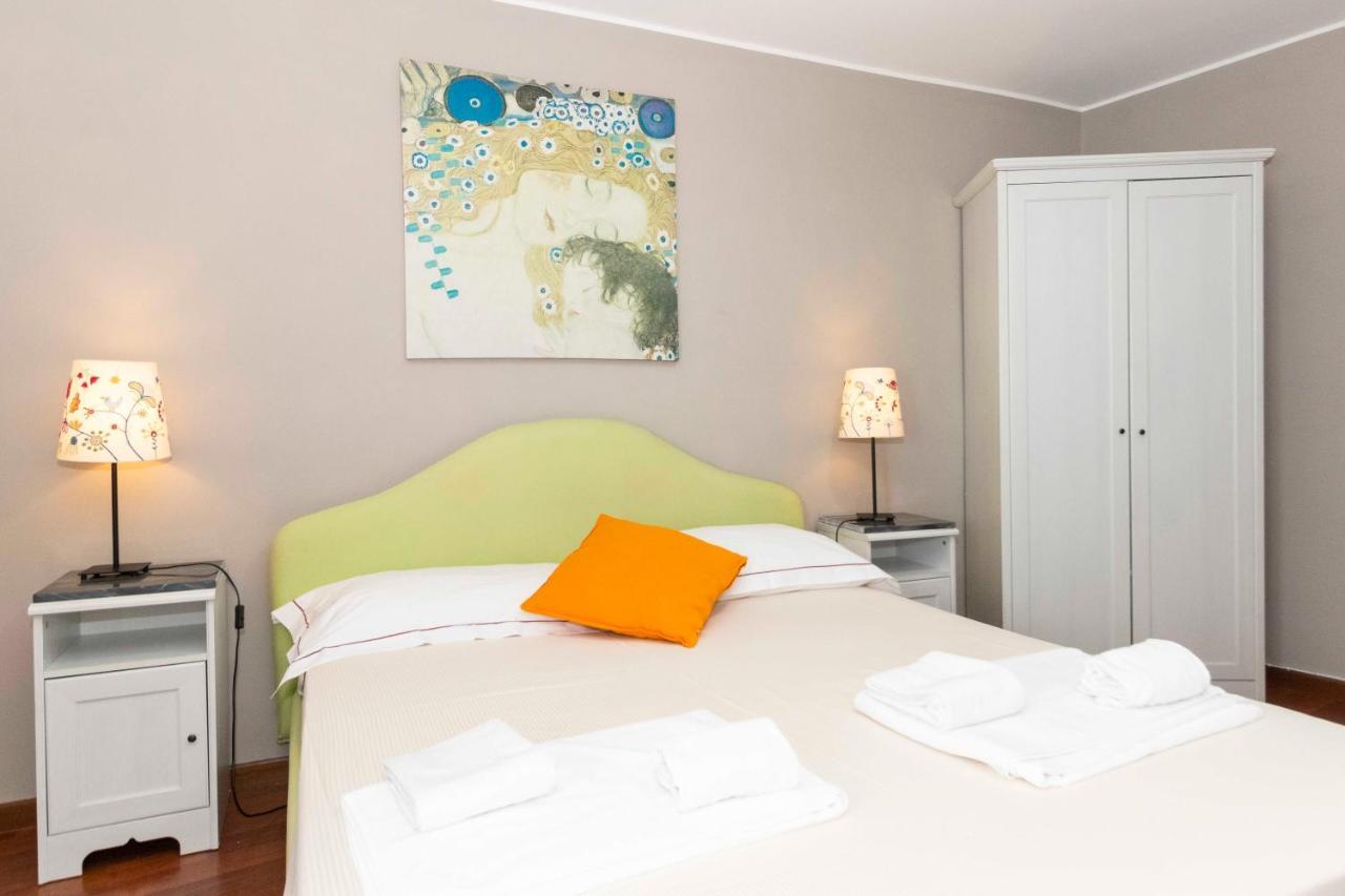 San Salvario Apt With Balcony Торино Екстериор снимка
